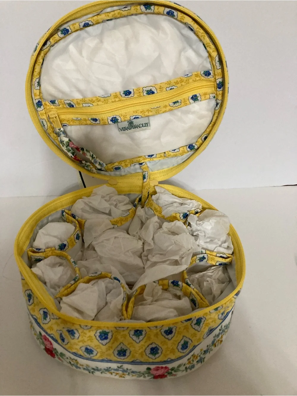 Vera Bradley Yellow Floral Quilted Travel Cosmetic Bag. Item# TSjc1 - Picture 2 of 8